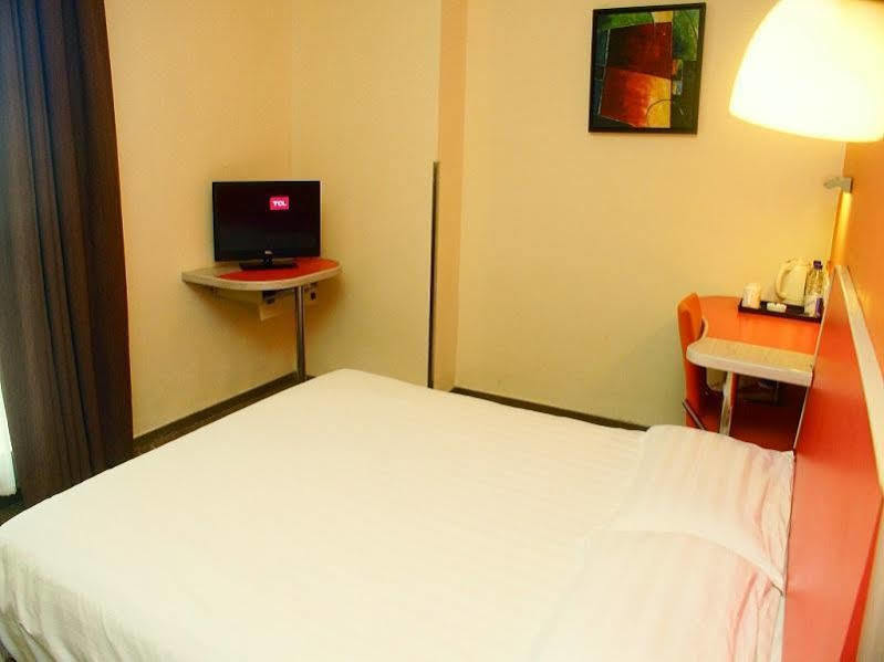 Motel Shanghai Pudong Avenue Yangpu Bridge Экстерьер фото